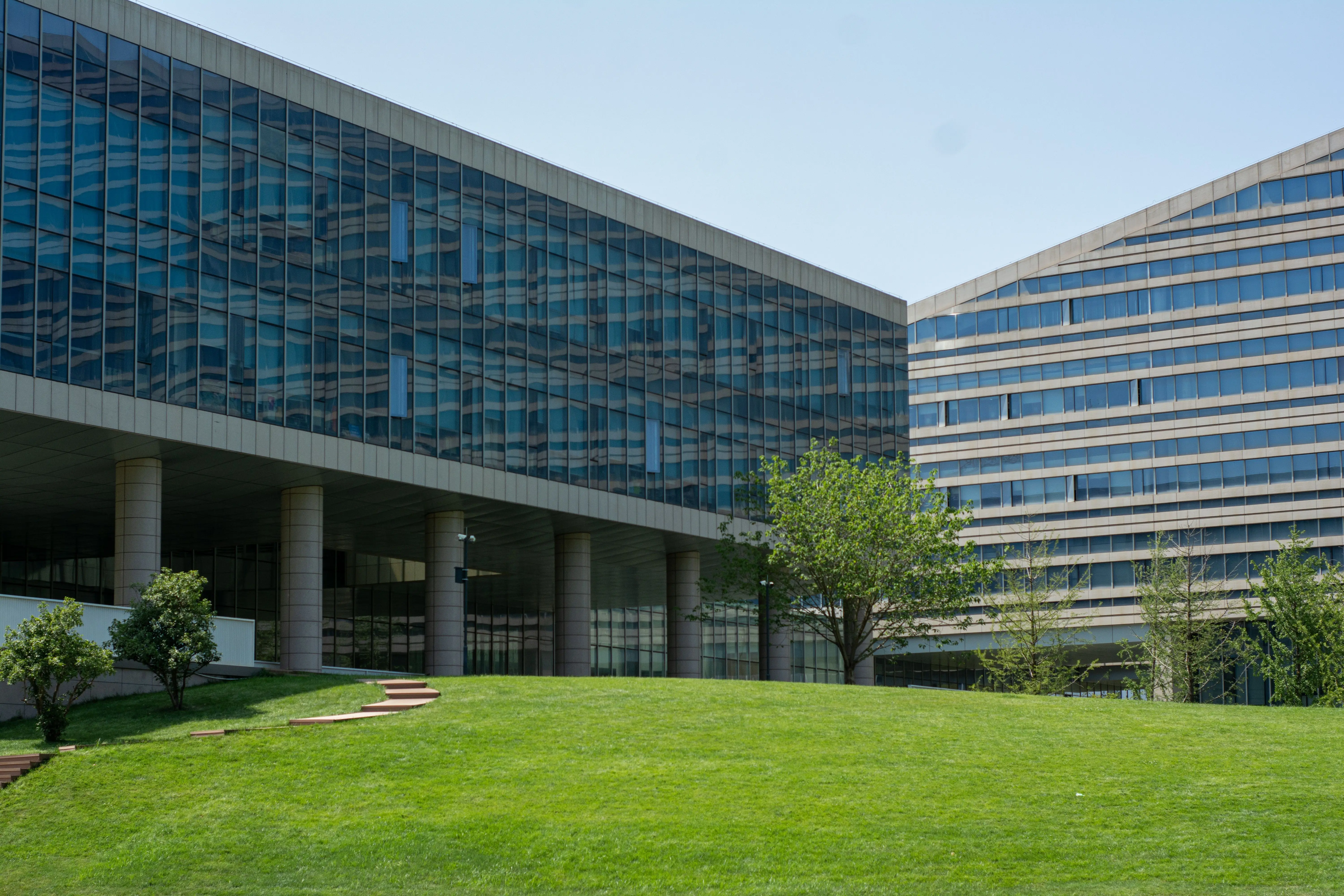 Green and Sustainable Buildings